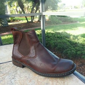 BORN Hemlock Leather Casual Stretch Boots